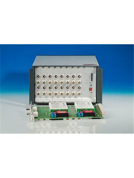USB universal data logger with 5 B signal conditioning