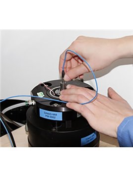 Étalonnage en un point à 100 Hz des accéléromètres à axe unique